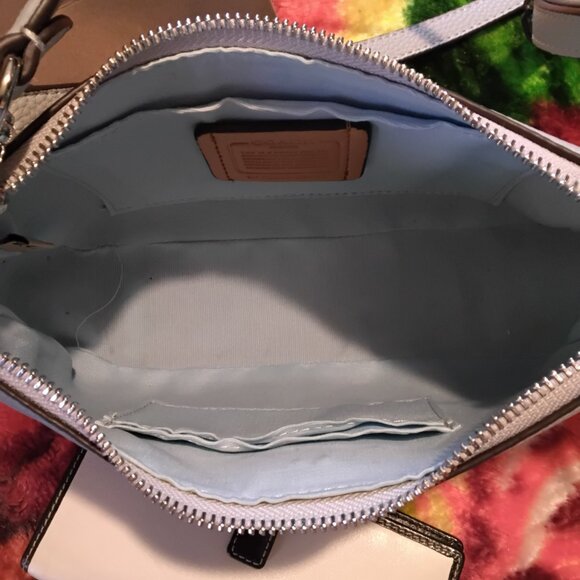 Coach X Peanuts Teri Shoulder Bag W/ Franklin Charm - Picture 7 of 15